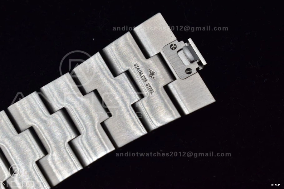 Silver 4500V Best Overseas Dial 924 SS 1:1 ZF TravelReady SS on Bracelet Edition A 0704